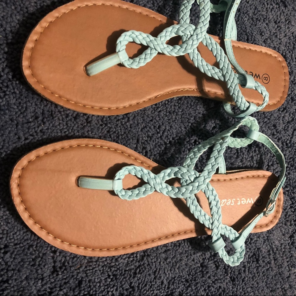 Wet Seal flats - Picture 2 of 5